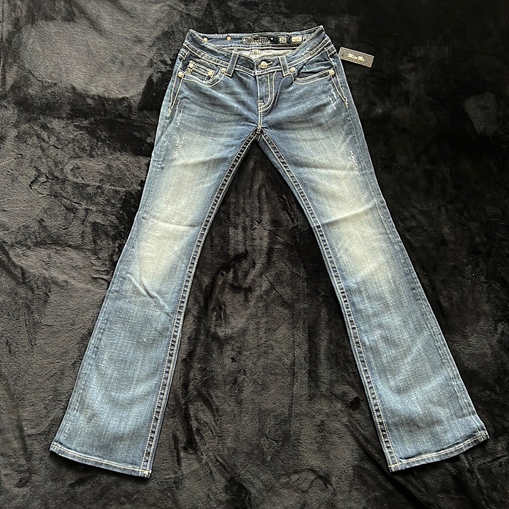 Brand new, never been worn MISS ME boot cut jeans size 28